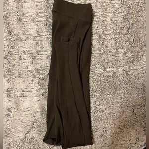 Naked Wardrobe Leggings